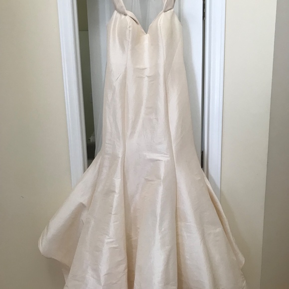 MacDuggal wedding/evening gown - Picture 8 of 9